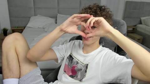 cute_thomas  21-09-2022